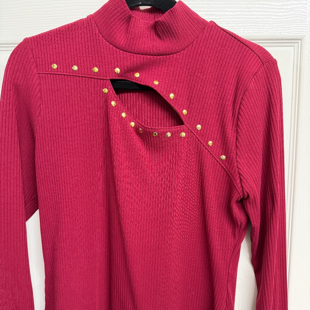 INC faux turtleneck top Cutout with studs, Maroon Size L